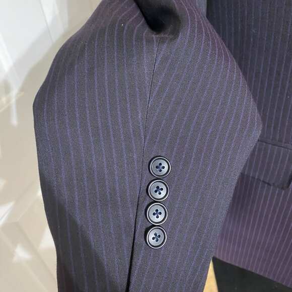 46 Reg Sean John Navy Pinstriped Suit Jacket - Picture 3 of 8